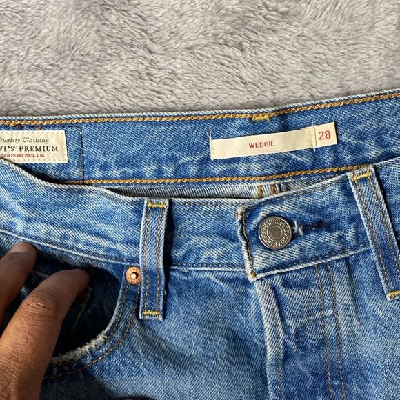 Levi's Premium Wedgie Button Fly Jeans Size 28 - Picture 6 of 13